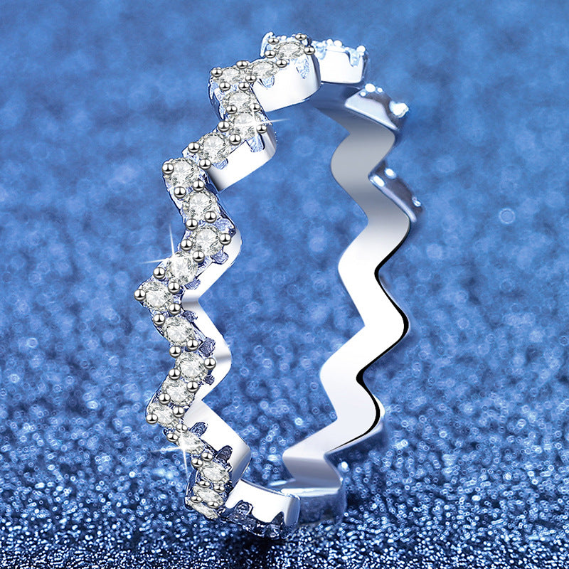 Wave Atelier Chevron Sparkle Band Ring