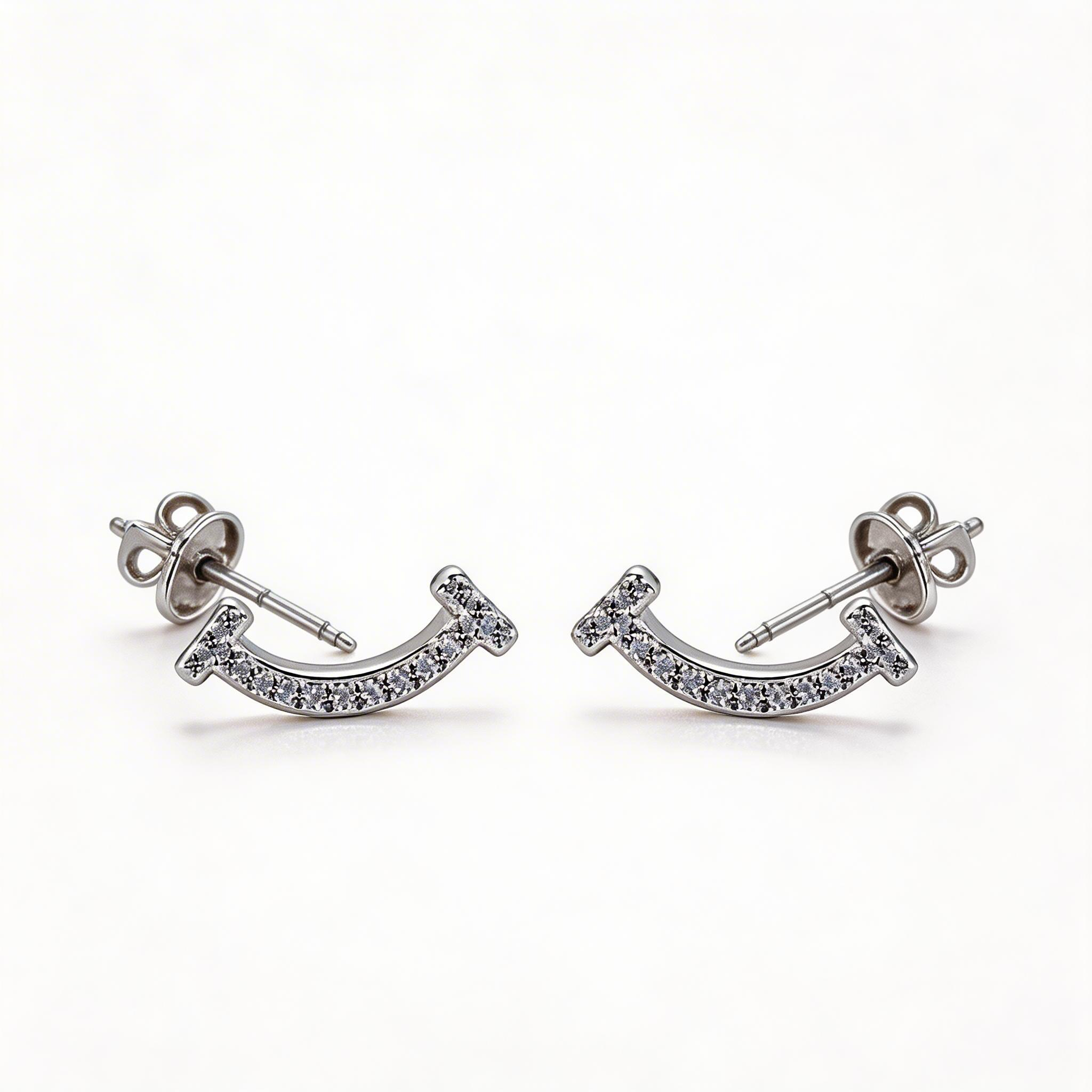 Smile Curve Sparkle Stud Earrings