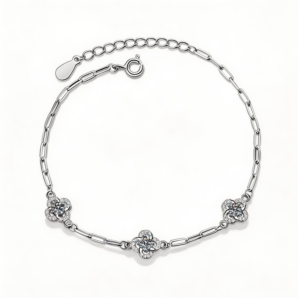 Clover Charm Sparkle Bracelet