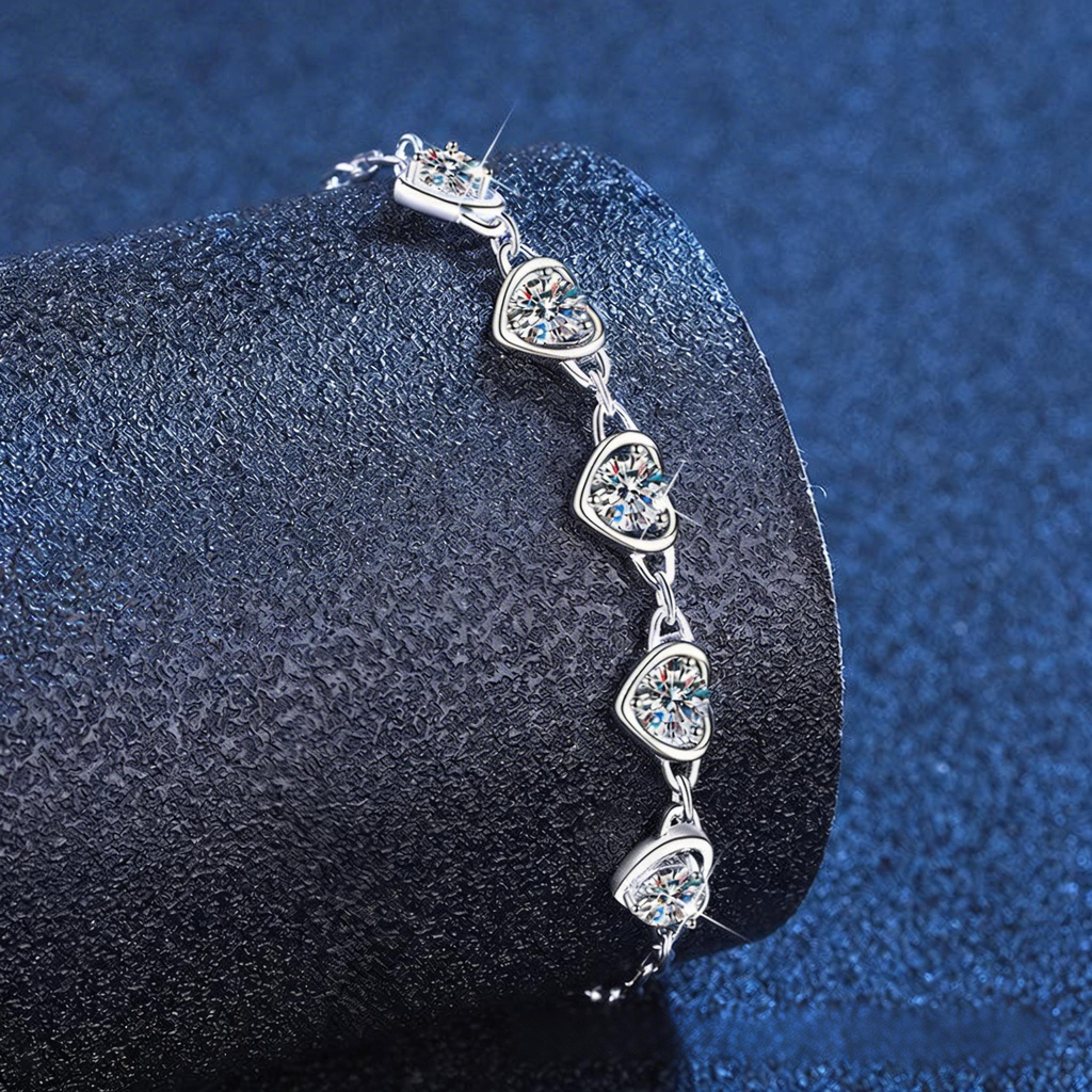 Heartline Station Sparkle Bracelet